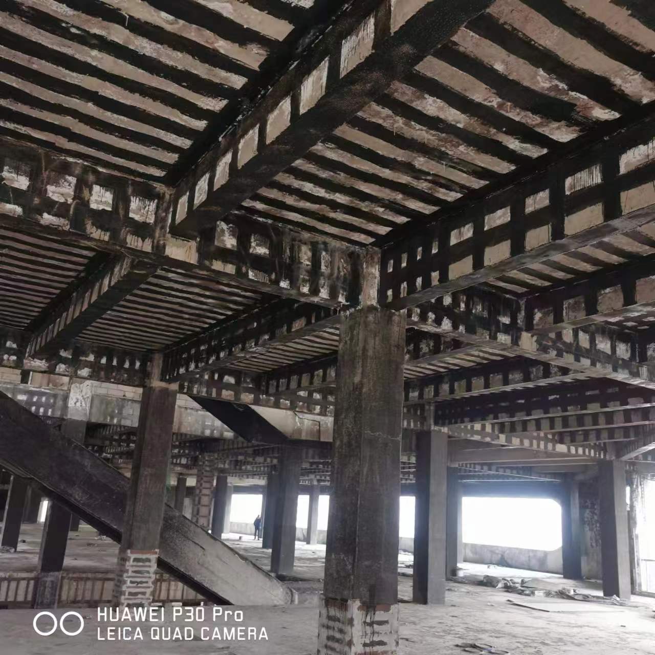昌吉房屋碳纤维加固方法的步骤